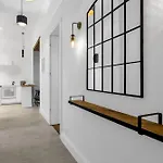 Apartman Muranow - 49m2, View - By Rentujemy Varsó