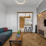 Apartman Muranow - 49m2, View - By Rentujemy Varsó